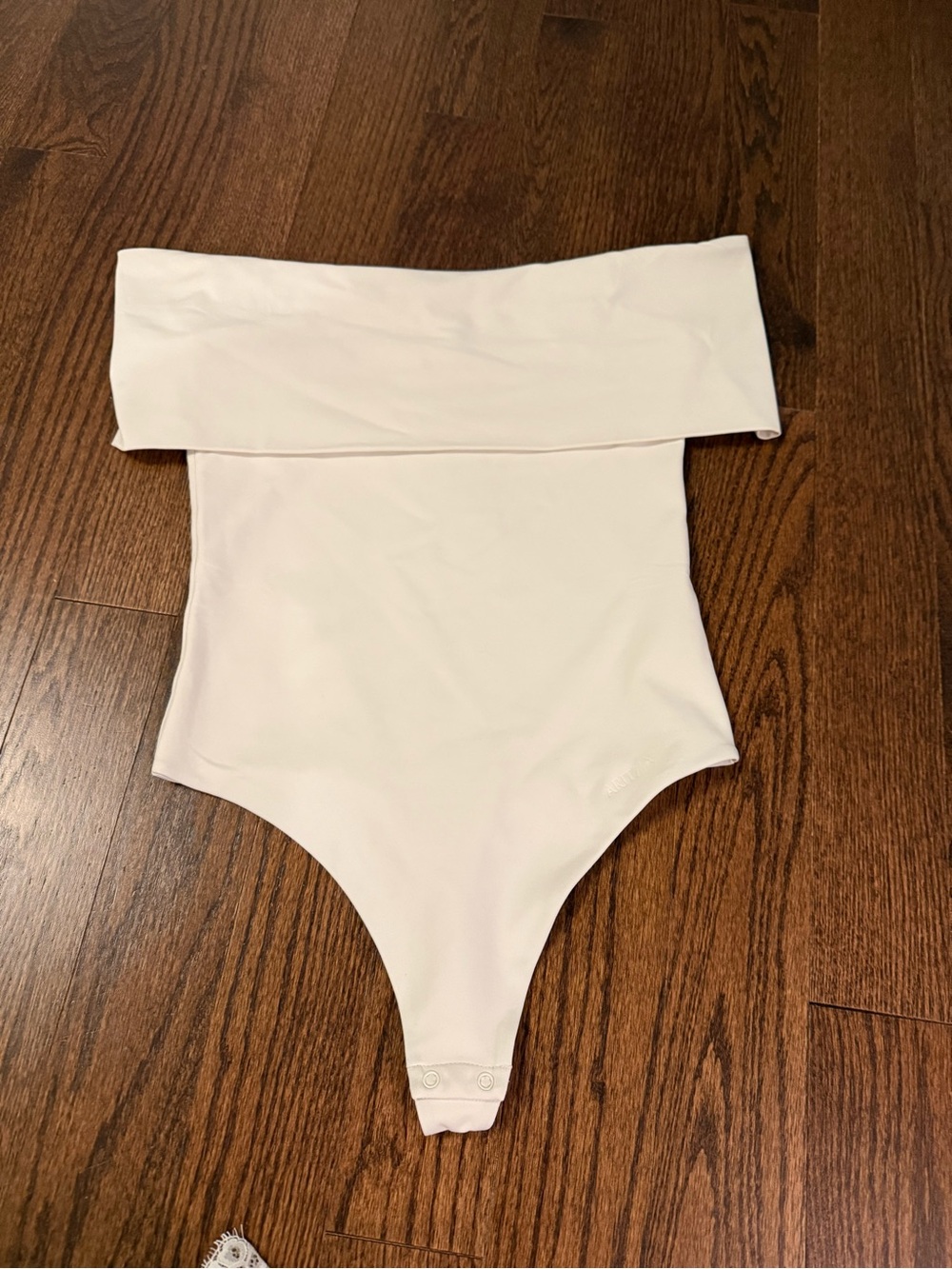 Aritzia Contour off the shoulder bodysuit BNWT Colour is Light Birch